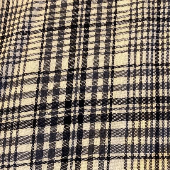 Treasure & Bond Plus Size NWOT Short Sleeve Button Down Navy Plaid Blouse. Sz 2X - Picture 4 of 7